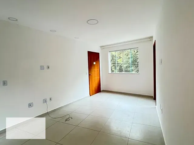 Apartamento 3 quartos e 2 banheiros, para alugar, no bairro Centro em Santos Dumont