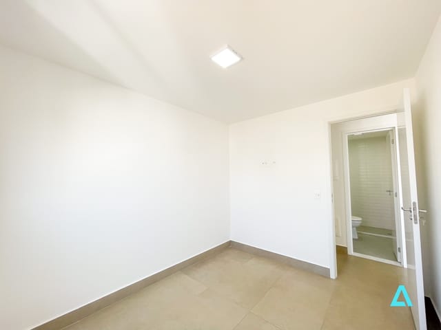 Apartamento 2 quartos e 2 banheiros, para alugar, no bairro Setor Oeste em Goiânia