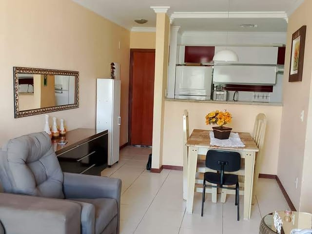Apartamento 2 quartos e 2 banheiros, à venda, no bairro Extensão do Bosque em Rio das Ostras