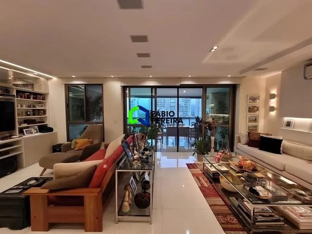 Apartamento com 157m² 4 quartos e 4 banheiros, à venda, no bairro Barra da Tijuca em Rio de Janeiro