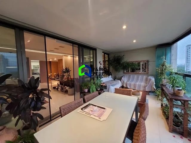 Apartamento com 157m² 4 quartos e 4 banheiros, à venda, no bairro Barra da Tijuca em Rio de Janeiro