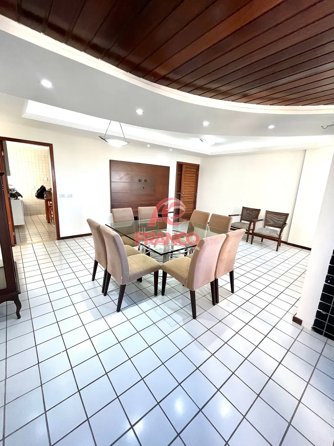 Apartamento, 3 quartos, 114 m² - Foto 2