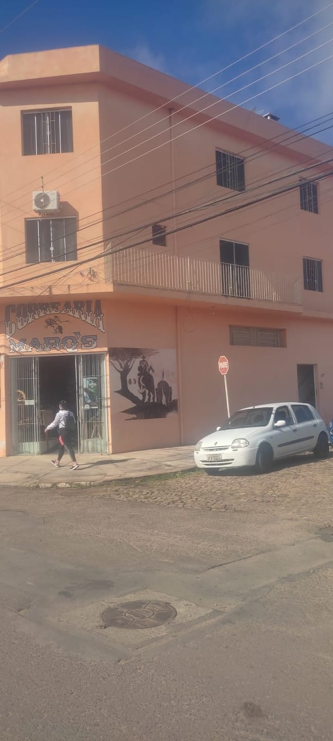 Apartamento de 2 quartos, no bairro Vargas, em São Gabriel | Eu Corretor