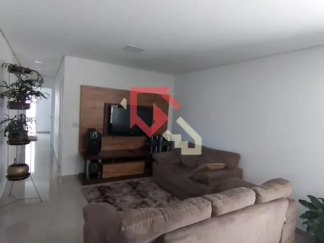 Apartamento com 230m² 3 quartos e 1 banheiro, à venda, no bairro Vila Nossa Senhora das Vitórias em Mauá