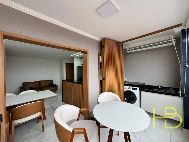 Apartamento 2 quartos e 1 banheiro, à venda, no bairro Jardim Santa Rosália em Sorocaba