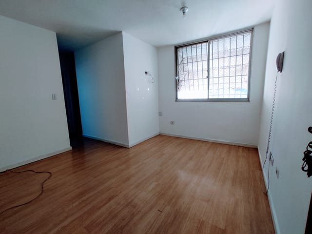 Foto do Apartamento - Apartamento para Locação 2 Quartos, 1 Vaga, 62M², Alcântara, São Gonçalo - RJ Condomínio Almirante Cox | IEMÓVEL Assessoria Imobiliária