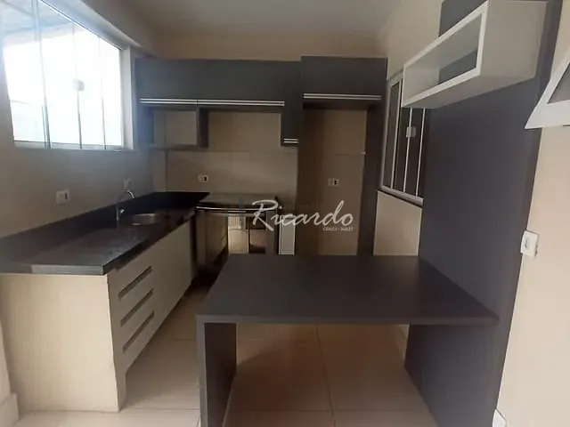 Apartamento com 120m² 2 quartos e 1 banheiro, à venda, no bairro Vila Aratimbo em Arapongas