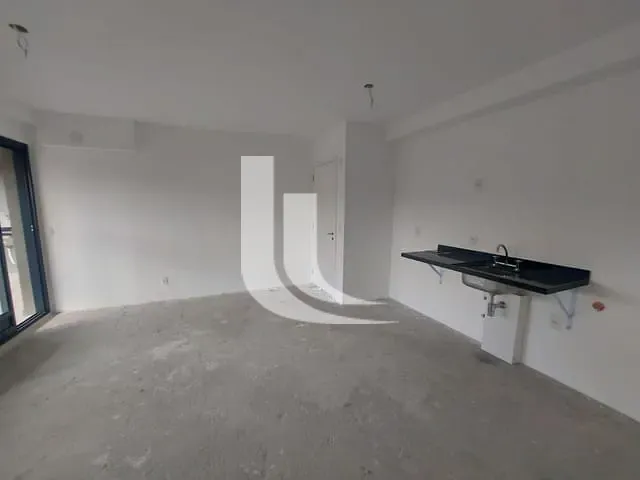 Apartamento 3 quartos e 1 banheiro, à venda ou para alugar, no bairro Pinheiros em São Paulo