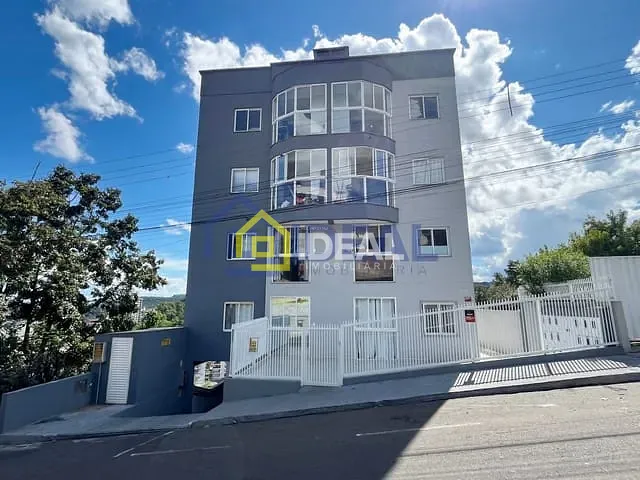 Apartamento com 62m² 2 quartos e 1 banheiro, à venda, no bairro Centro em Concórdia
