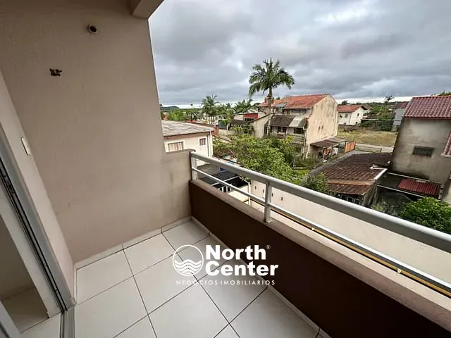 Apartamento 2 quartos e 1 banheiro, para alugar, no bairro Costeira em Balneário Barra do Sul