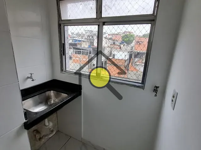 Apartamento 3 quartos e 1 banheiro, para alugar, no bairro Jardim Castelo em São Paulo
