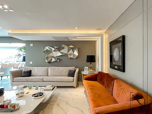Apartamento com 258m² 3 quartos e 5 banheiros, à venda, no bairro Vila Cordeiro em São Paulo