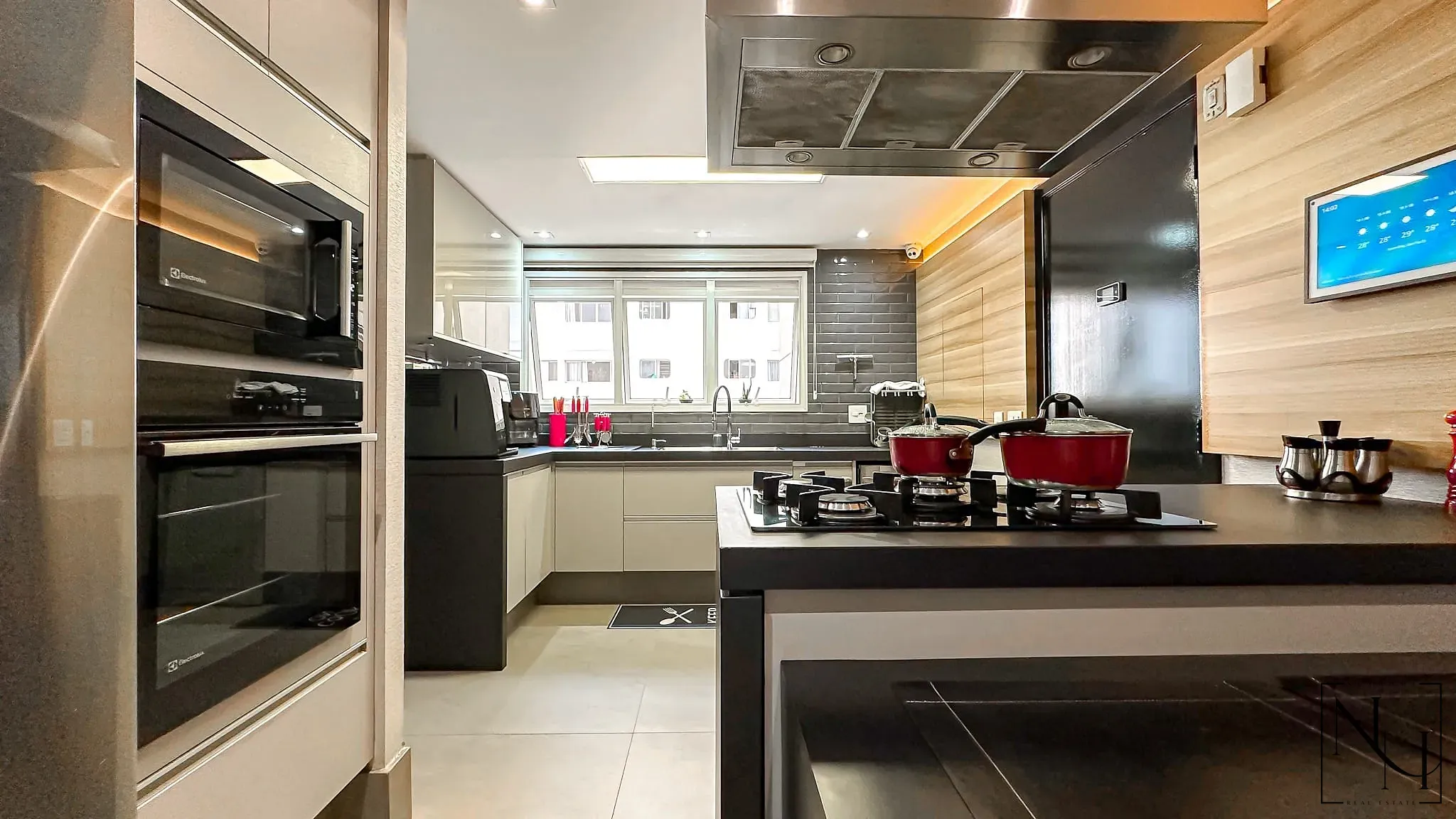 Apartamento, 3 quartos, 258 m² - Foto 14