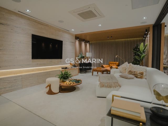 Apartamento com 368m² 3 quartos e 3 banheiros, à venda, no bairro Santa Rosa em Londrina