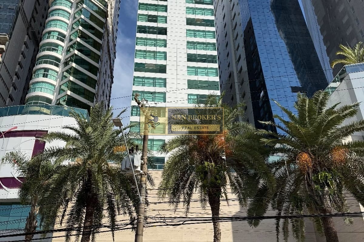 Apartamento para alugar com 3 quartos, 122m² - Foto 1