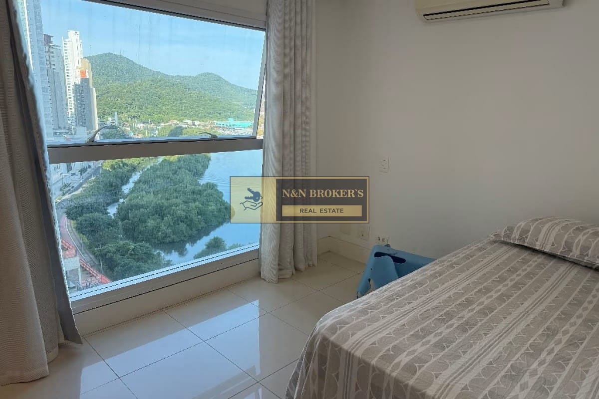 Apartamento para alugar com 3 quartos, 122m² - Foto 14