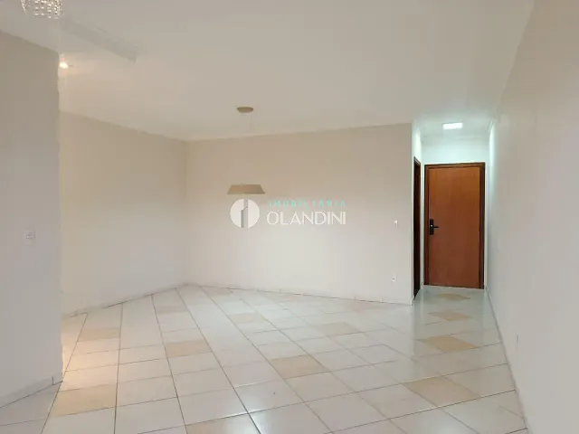 Apartamento com 115m² 3 quartos e 2 banheiros, para alugar, no bairro Jardim Resek em Artur Nogueira