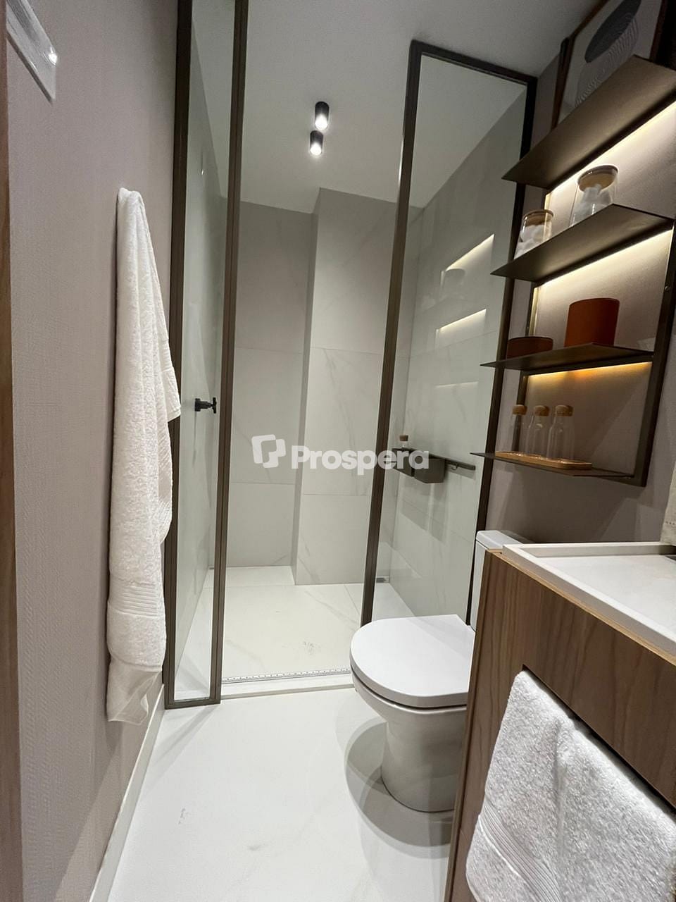 Apartamento à venda com 2 quartos, 68m² - Foto 43