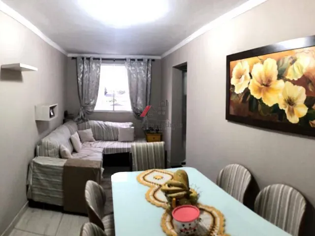 Apartamento 2 quartos e 1 banheiro, à venda, no bairro Jardim Aeroporto em Arapongas