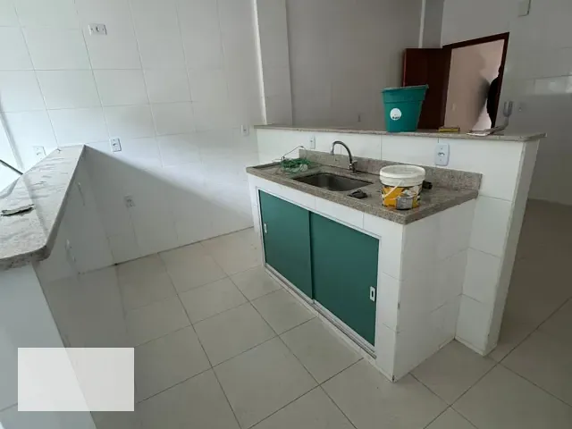 Apartamento 2 quartos e 1 banheiro, para alugar, no bairro São Sebastião em Santos Dumont