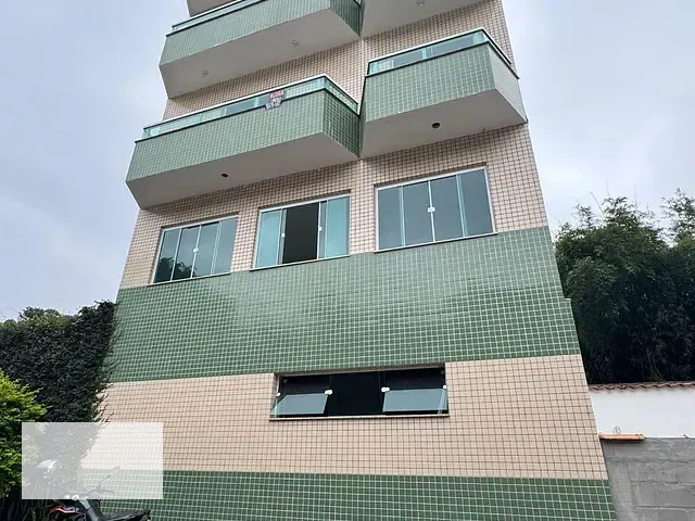 Apartamento 2 quartos e 1 banheiro, para alugar, no bairro São Sebastião em Santos Dumont
