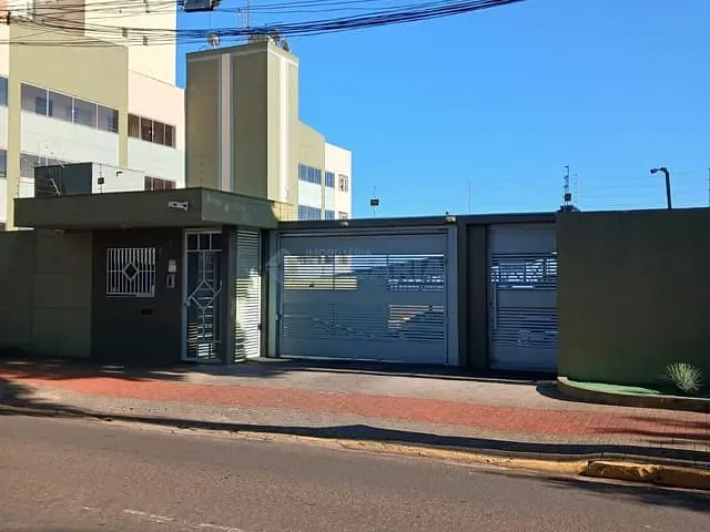 Apartamento 1 quarto e 1 banheiro, para alugar, no bairro Centro em Apucarana