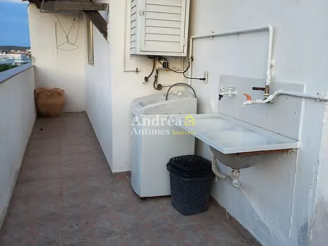 Apartamento com 1m² 3 quartos e 2 banheiros, à venda, no bairro Centro em Cabo Frio