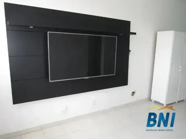 Apartamento 2 quartos e 1 banheiro, para alugar, no bairro Praça Seca em Rio de Janeiro