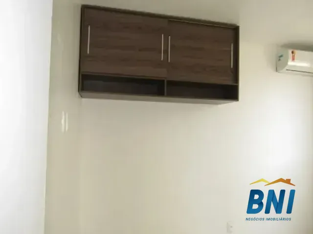 Apartamento 2 quartos e 1 banheiro, para alugar, no bairro Praça Seca em Rio de Janeiro