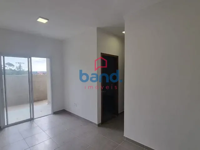 Apartamento 2 quartos e 1 banheiro, à venda ou para alugar, no bairro Bairro da Estação em Porto Feliz