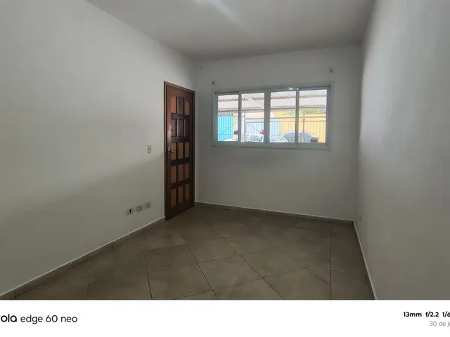 Apartamento 2 quartos e 1 banheiro, para alugar, no bairro Cintra Gordinho em Araçariguama