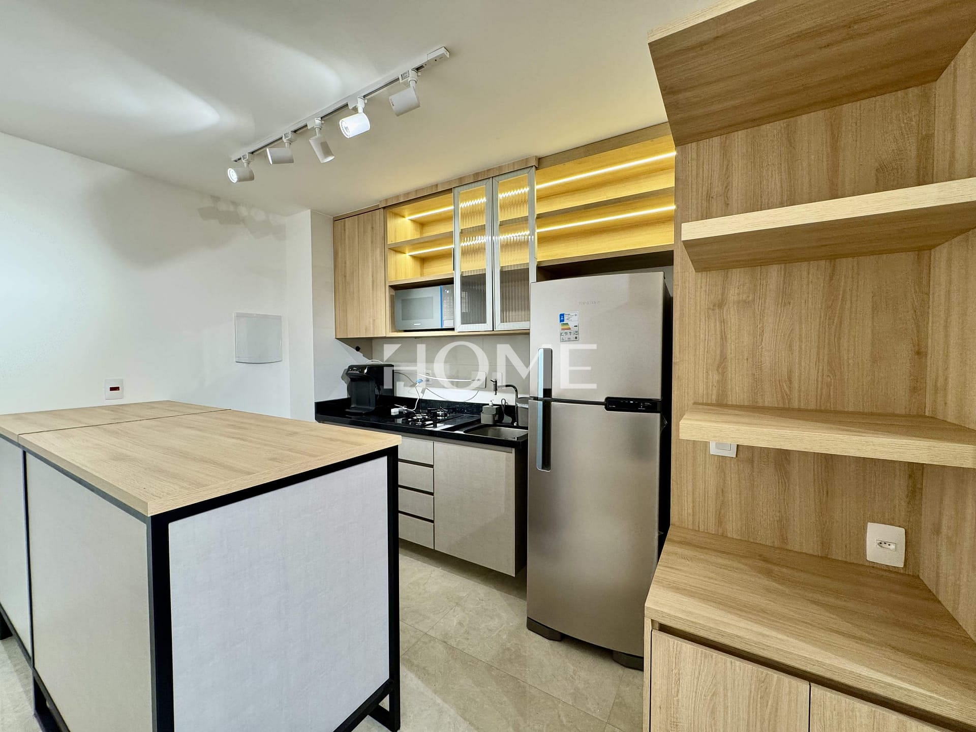 CRNW 503 PARA LOCAÇÃO – 35m² – 1 SUÍTE – MOBILIADO