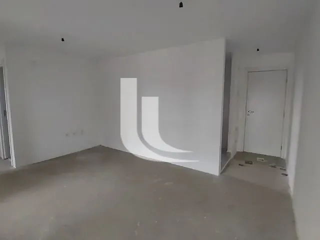 Apartamento 2 quartos e 1 banheiro, à venda, no bairro Itaim Bibi em São Paulo