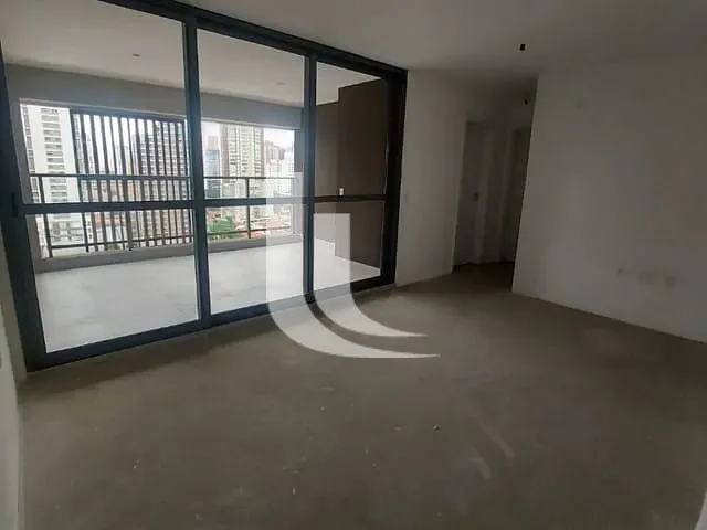 Apartamento 2 quartos e 1 banheiro, à venda, no bairro Itaim Bibi em São Paulo