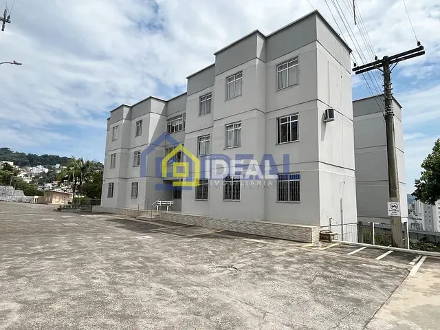 Apartamento com 78m² 3 quartos e 1 banheiro, à venda, no bairro Cinquentenário em Concórdia