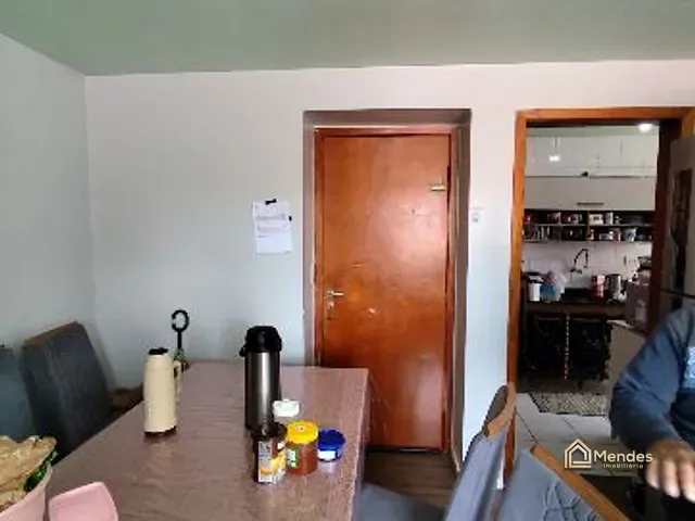 Apartamento com 58m² 2 quartos e 1 banheiro, à venda, no bairro Sítio Cercado em Curitiba
