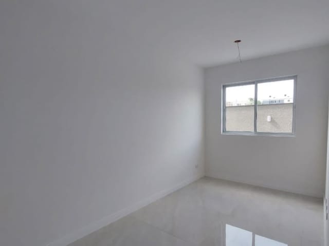 Apartamento 3 quartos e 1 banheiro, à venda, no bairro Weissópolis em Pinhais