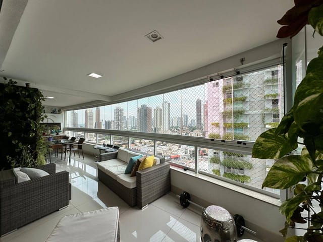 Apartamento 4 quartos e 4 banheiros, à venda, no bairro Setor Marista em Goiânia