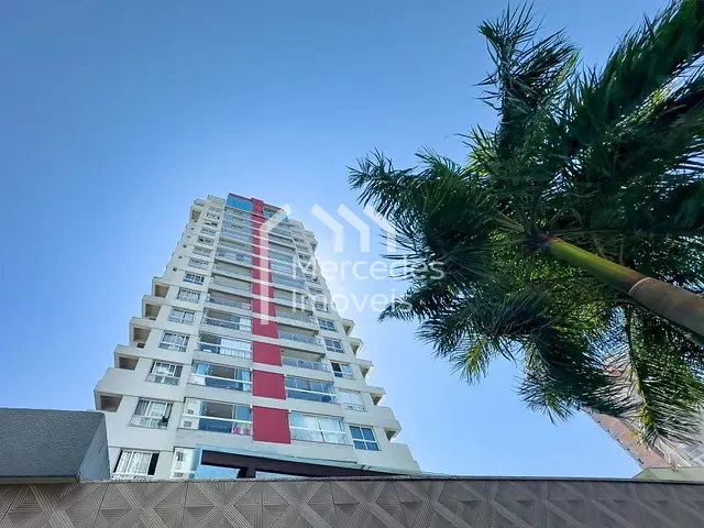 Apartamento com 110m² 2 quartos e 3 banheiros, à venda, no bairro Vila Operária em Itajaí