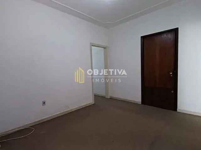 Apartamento com 90m² 2 quartos e 2 banheiros, à venda, no bairro Independência em Porto Alegre