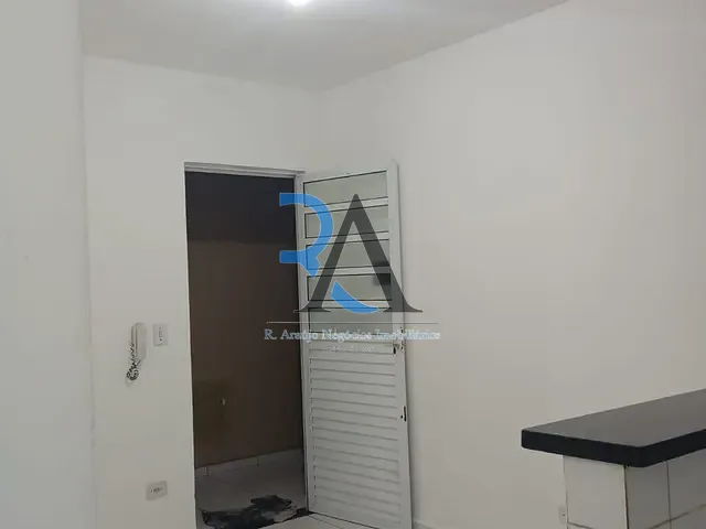 Apartamento 1 quarto e 1 banheiro, para alugar, no bairro Canindé em São Paulo