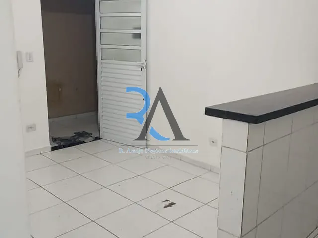 Apartamento 1 quarto e 1 banheiro, para alugar, no bairro Canindé em São Paulo