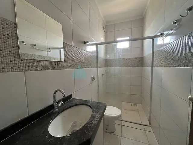 Apartamento 3 quartos e 1 banheiro, para alugar, no bairro Setor Universitário em Catalão