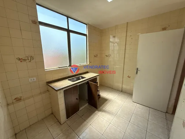 Apartamento 2 quartos e 1 banheiro, à venda ou para alugar, no bairro Jardim Saira em Sorocaba