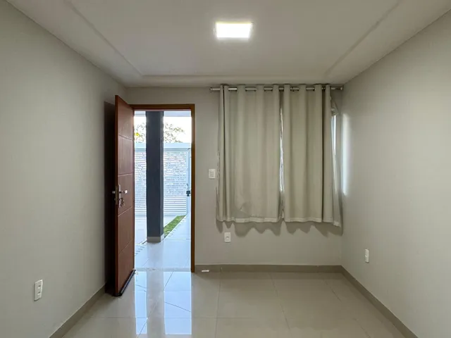 Casa 3 quartos e 2 banheiros, à venda, no bairro LIONS em Itaperuna