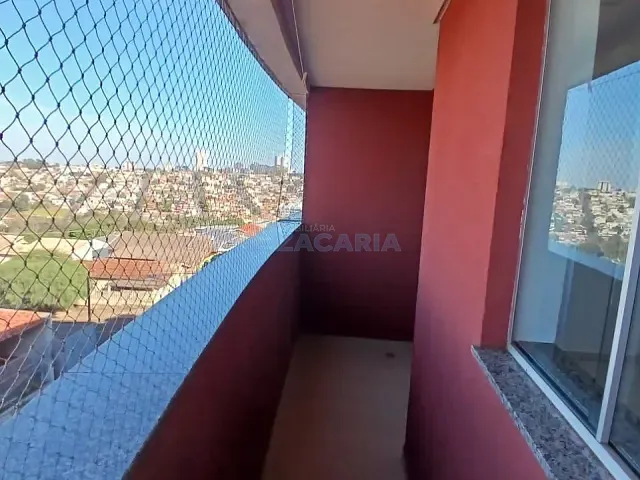 Apartamento 3 quartos e 1 banheiro, à venda, no bairro Vila Monte Castelo em Apucarana