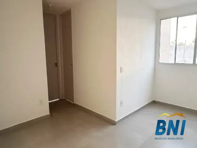 Apartamento 2 quartos e 1 banheiro, à venda, no bairro Santa Cruz em Rio de Janeiro