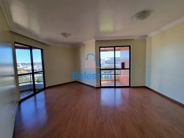 Apartamento com 163m² 3 quartos e 2 banheiros, à venda, no bairro Centro em Fraiburgo