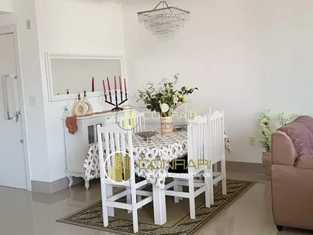 Apartamento com 160m² 3 quartos e 4 banheiros, à venda, no bairro Meia Praia em Itapema