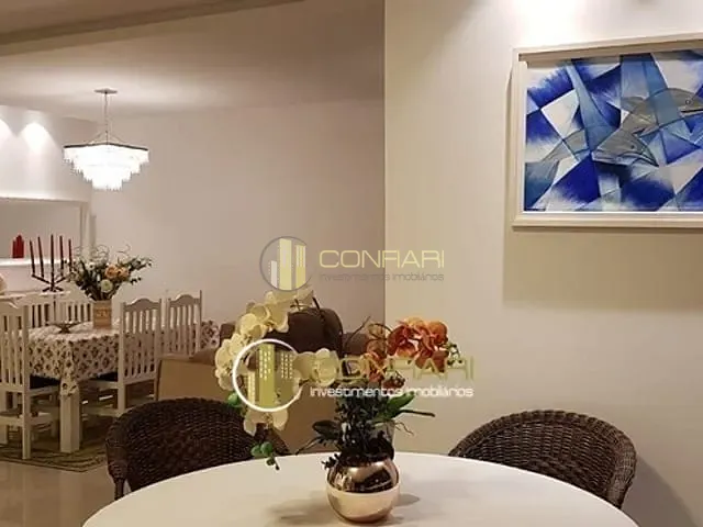 Apartamento com 160m² 3 quartos e 4 banheiros, à venda, no bairro Meia Praia em Itapema